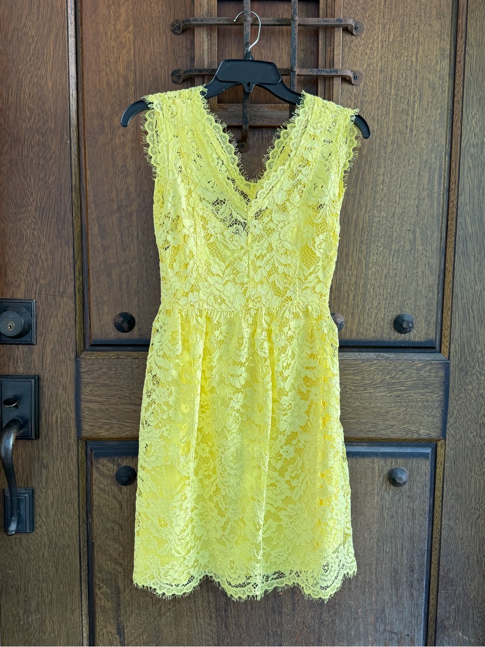 Yellow Lace V-Neck Sleeveless Dress Size XS